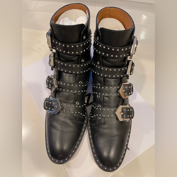 Givenchy Elegant Studded Boot 🖤 - Picture 6 of 16